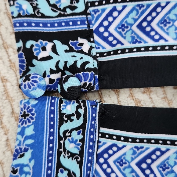 INC Blue and White Sleeveless Tank Top with Mandarin Collar, Size Medium - Picture 5 of 5